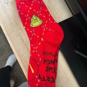 Red Grinch Men's Socks